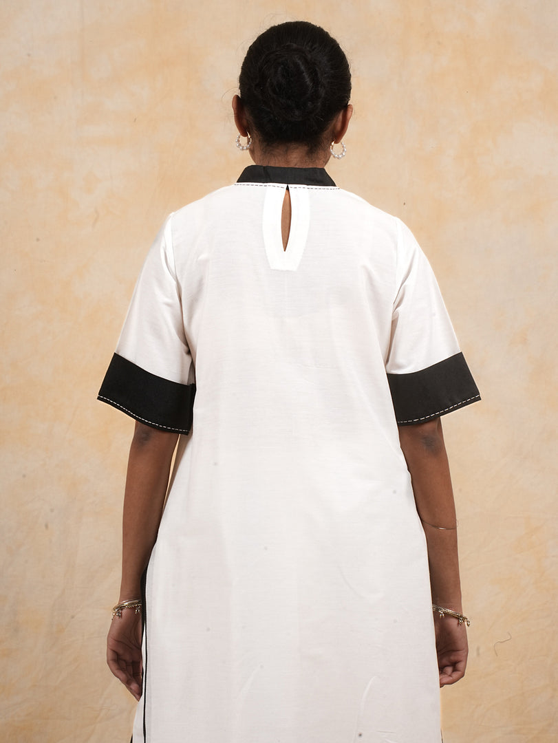 White Cotton Silk Embroidered Kurta with Pants