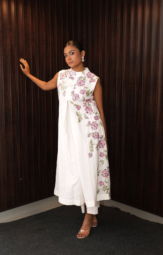 White Linen Centre Pleat Kurta