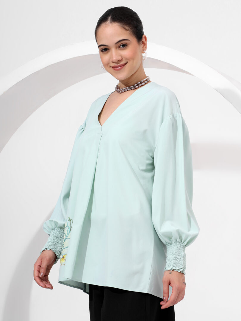 Smart V Neck With Front Pleat With Smoking Cuff