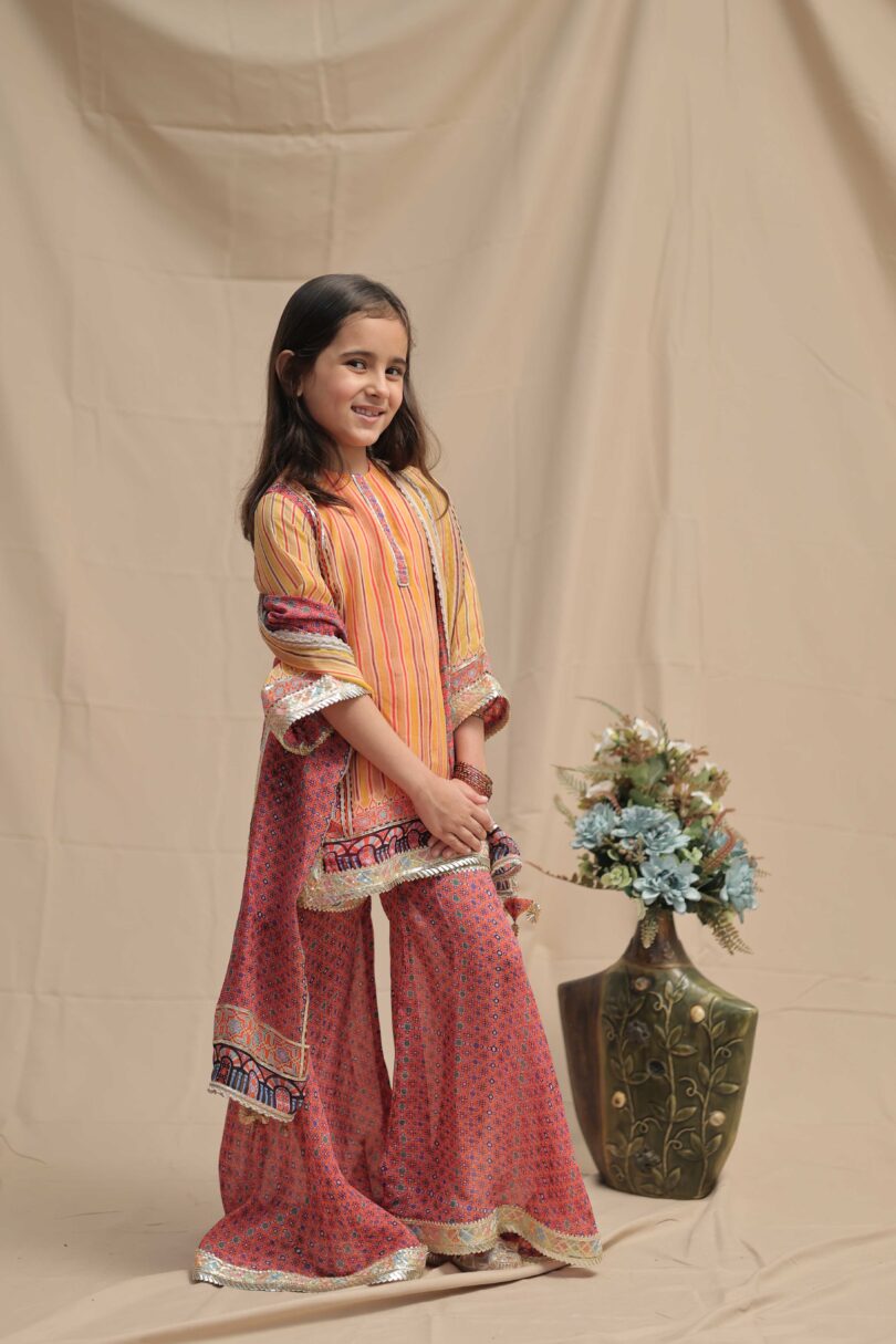 Kurta With Garara Suit - Image 3